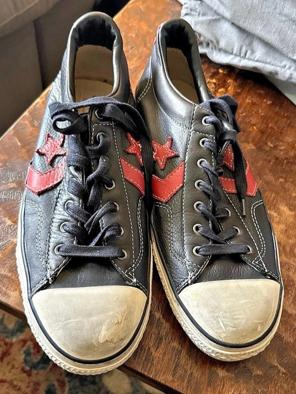 Converse JV Star Plyr Ox Star Sneakers Black & Red US 11